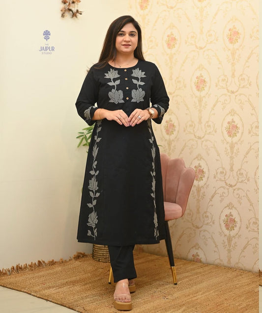 ✅ Elegant White AND Black Floral Embroidered Kurta Set