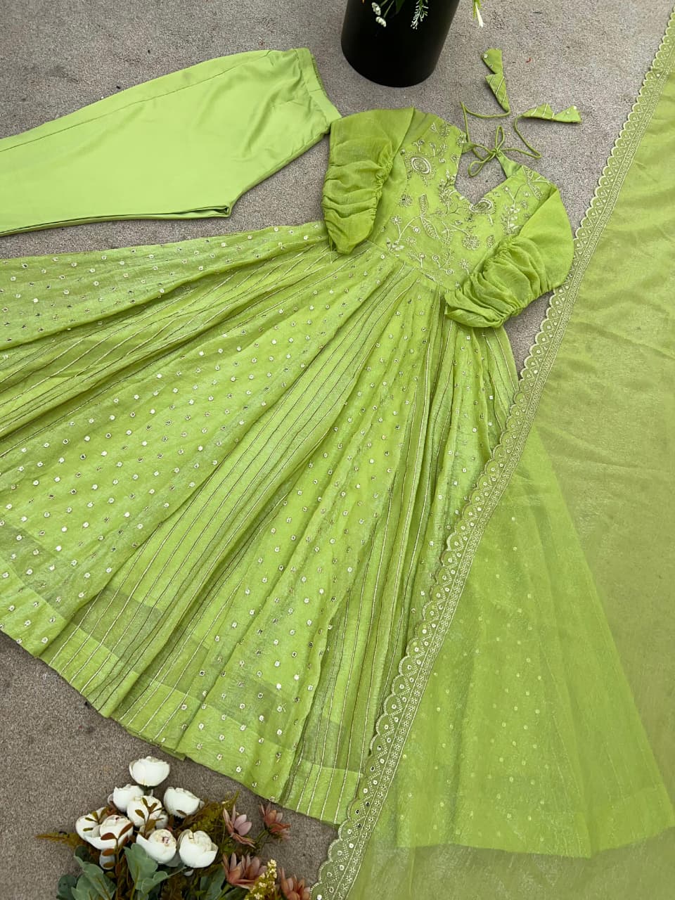 🎉 Festive Collection | Elegant Anarkali Gown Set with Embroidery & Lace | Ready to Wear | Free Shipping! 👗✨